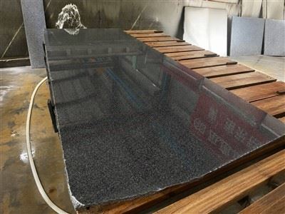 बड़े आकार के ग्रेनाइट लेजर स्लैब में फ्लेक्सुरल फ्रैक्चर को रोकना